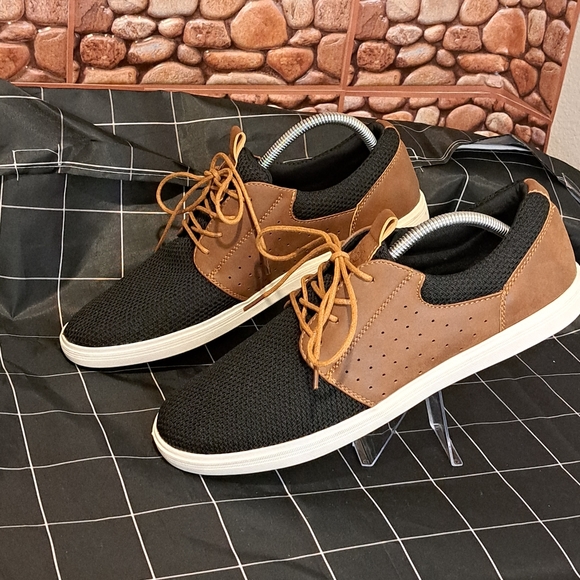 Globalwin Other - Global Win Men’s Walking Fashion Sneakers